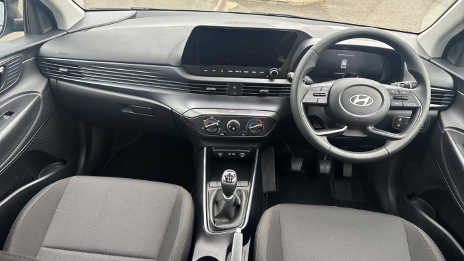 Hyundai i20 1.0T GDi 90 Element 5dr Petrol Hatchback - Image 10